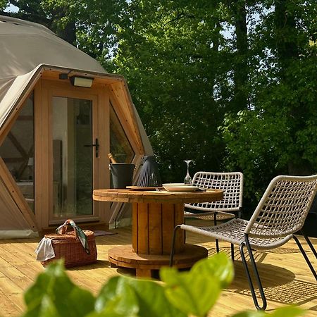 Dome Pathome Catonvielle Εξωτερικό φωτογραφία