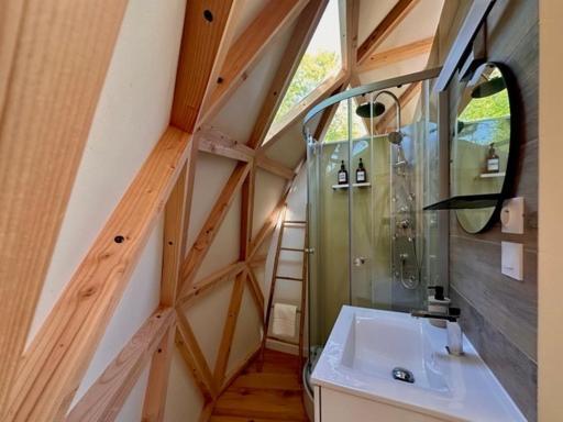 Dome Pathome Catonvielle Εξωτερικό φωτογραφία